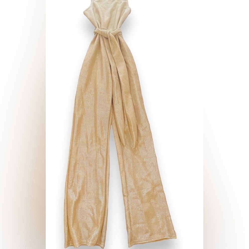 Gold Metallic 1 piece Cutout Jumpsuit NWOT💖